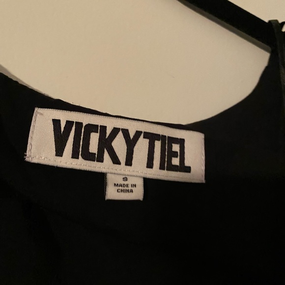 VICKYTIEL small black wrap dress with belt - Picture 4 of 4